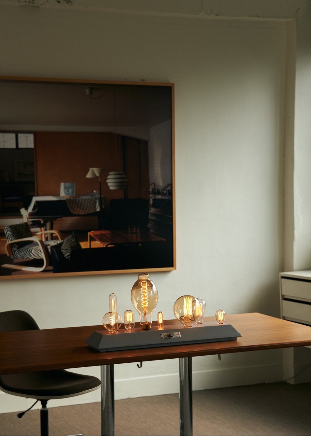 LANDSCAPE68 Table
